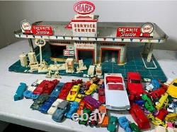 1950's Vintage Tin Litho MARX Service Center Gas Station With Cars & Accessories