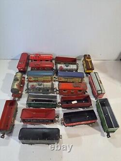 19 Vintage Marx O Gauge Tin Plate Rolling Stock Freight Cars (553 Tanker Hopper)