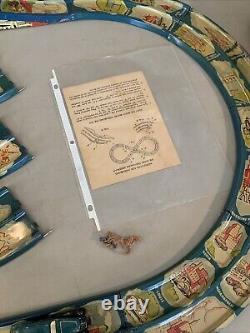 COMPLETE Vintage Antique Louis Marx Tin Litho Streamline Speedway Race Car Track