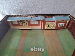 Marx Action Fort Apache Carry All Vintage 1960's Litho Tin Playset & Accessories