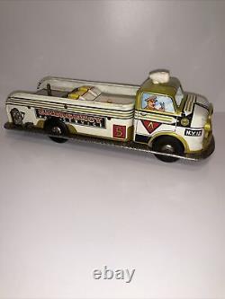 Marx Rare White Vintage 50s Tin Litho Emergency Fire Engine Ladder Truck NICE