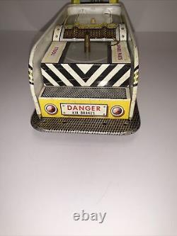 Marx Rare White Vintage 50s Tin Litho Emergency Fire Engine Ladder Truck NICE