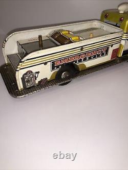 Marx Rare White Vintage 50s Tin Litho Emergency Fire Engine Ladder Truck NICE