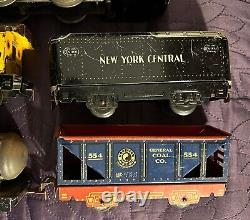 Marx Streamline Wind Up Train USA 4 Tin Litho Cars Vintage