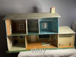 Marx Tin Litho Dollhouse furniture Vintage 1950s 2 Story Accessories Figurines