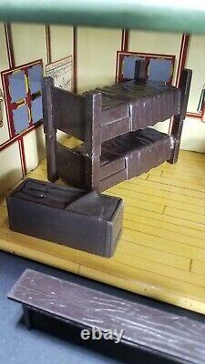 Marx Vintage 1950's Tin Litho Army Headquarters Training Center-45mm G1 Men