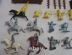 Marx Vintage Rin Tin Tin Fort Apache With Scalp Indian Figure Nice Lot