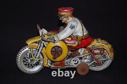 Original Vintage Marx Wind Up Tin Litho Motorcycle Cop Policeman Works Great