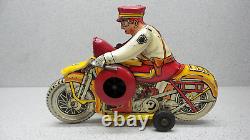 Original Vintage Marx Wind Up Tin Litho Motorcycle Side Car Policeman