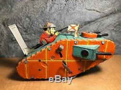 RARE Vintage Marx 9 WW1 Doughboy Tin Tank with Pop-up Soldier and Flag 1930s