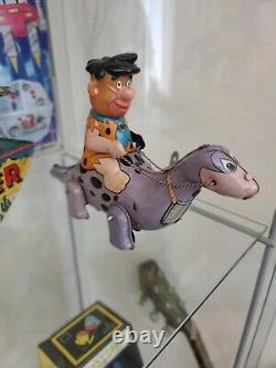 RARE Vintage Marx Toys 8 Flintstones Fred on Dino Tin Wind Up