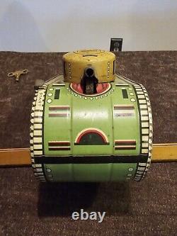Rare, NF/F VINTAGE c. 1937 Marx and Company Tin Windup WW1 Doughboy Tank 10