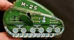 Rare Vintage 1950s Marx M-25 Superman Tin Wind Up Green tank WORKS