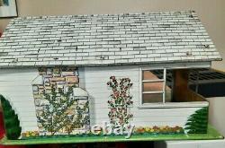 Rare Vintage Tin Litho Marx Doll House Rancher Mid Century with furniture