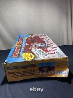 VINTAGE MARX FAMOUS FORT APACHE WESTERN PLAYSET NO. 4502 MIXED TIN & Others