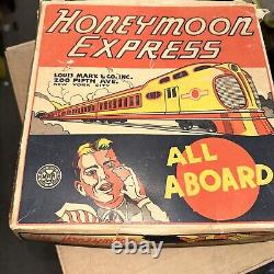 VINTAGE MARX HONEYMOON EXPRESS TIN WIND-UP TOY ALL ABOARD (1930s) MADE IN USA +