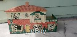 VINTAGE MARX tin LITHOGRAPH DOLLHOUSE with Marx and Renwal furniture