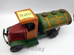 VTG Antique MARX ROYAL Oil COMPANY Tin toy Windup Tanker Truck Gasolene (CB205)