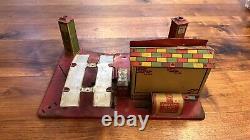 Vintage 1920s/1930s Marx Roadside Rest Stop Service Gas Station Tin Litho Toy