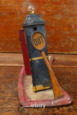 Vintage 1920s/1930s Marx Tin Litho Gas Station Island Car Gas Pump Motor Oil Toy