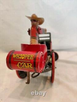 Vintage 1920s MARX tin windup Whoopie Cowboy Car, works well great color. Wow