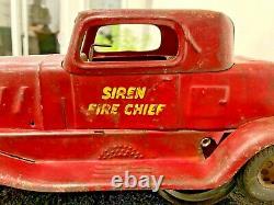 Vintage 1930s Girard/Marx Siren Fire Chief Car Coupe Antique 14 Pressed Steel