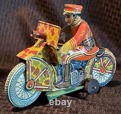 Vintage 1930s Marx Police Cop Camo Motorcycle Gunner Tin Litho Windup Toy Nice