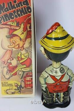 Vintage 1939 MARX wind-up tin litho 8 1/2 Walking PINOCCHIO Walt Disney Ent