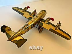 Vintage 1940 MARX Gold Fortress Bomber Tricycle Landing Gear Tin Litho Wind-Up