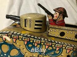 Vintage 1940's Marx Toys Tin Litho Wind Up 10 Tank with Gunner Works Great