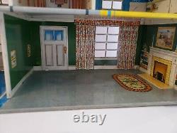 Vintage 1950 Marx Metal Tin Dollhouse 2-story Suburban Colonial With Furniture lot