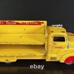 Vintage 1950'S Era Marx Tin Toy Coca-Cola Delivery Truck With Bottles And Dolly