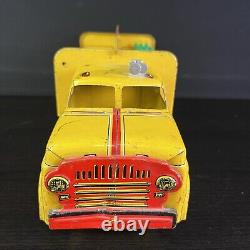 Vintage 1950'S Era Marx Tin Toy Coca-Cola Delivery Truck With Bottles And Dolly