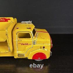 Vintage 1950'S Era Marx Tin Toy Coca-Cola Delivery Truck With Bottles And Dolly