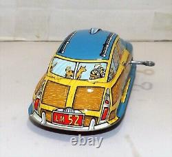 Vintage 1950's Marx Family Woody Station Wagon Windup Tin Toy Car