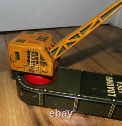 Vintage 1950s Linemar Marx Dockside Dock Loading Crane B-14 Wind Up Tin Toy Rare