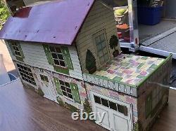 Vintage 1950s MARX Tin Dollhouse Litho Made in USA