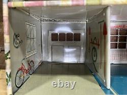 Vintage 1950s Marx Dollhouse Tin Metal Litho Colonial Doll House WithFurniture