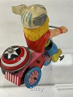 Vintage 1968 MARX Tin Wind Up Marvel Super Hero THOR Tricycle Working