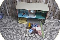 Vintage 1974 Marx Tin Doll House Metal Litho 2 Story Colonial 5 Rooms withacces