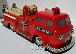 Vintage Linemar MARX Tin Toy Fire Engine Truck No. 10 Working Japan MAR