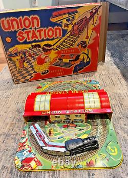 Vintage Louis Marx Mystery Union Station Wind-Up Train Set withKey/Box