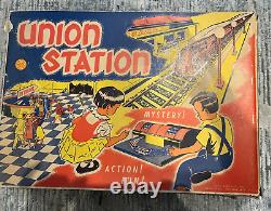 Vintage Louis Marx Mystery Union Station Wind-Up Train Set withKey/Box