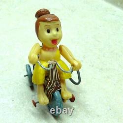 Vintage Louis Marx Wilma Flintstone Windup Tricycle, Hanna Barberra, Works