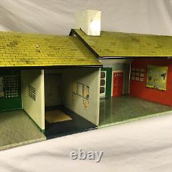 Vintage MARX TIN RANCH DOLL HOUSE DOLLHOUSE 1950s LITHO TIN STEEL METAL MCM CUTE