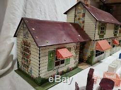 Vintage MARX Tin Litho Large Dollhouse with 45pc Plastic Furniture Marx Lot