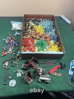 Vintage Marx Carry-all Fort Apache Playset #4685