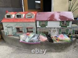 Vintage Marx Doll House 2 Tin Litho Metal 2 Story Breezeway Furniture Included