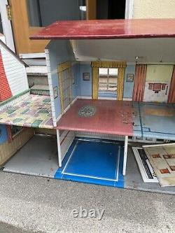 Vintage Marx Doll House 2 Tin Litho Metal 2 Story Breezeway Furniture Included