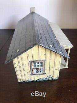Vintage Marx Downsized Tin Cabin for Rifleman Play Set